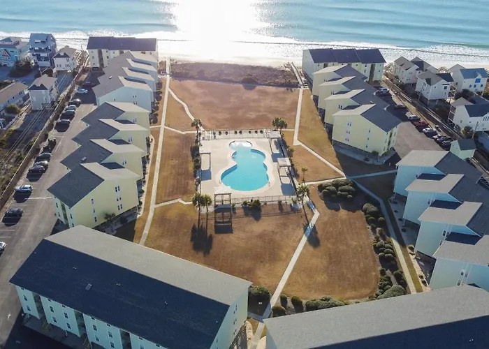Carolina Waves - Oceanfront Relaxation And Poolside Fun In Surf City!